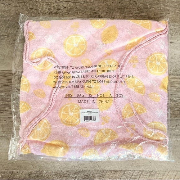 🌺 Ulta Lemon Pink Towel & Drawstring Backpack Set NWT - Picture 4 of 7